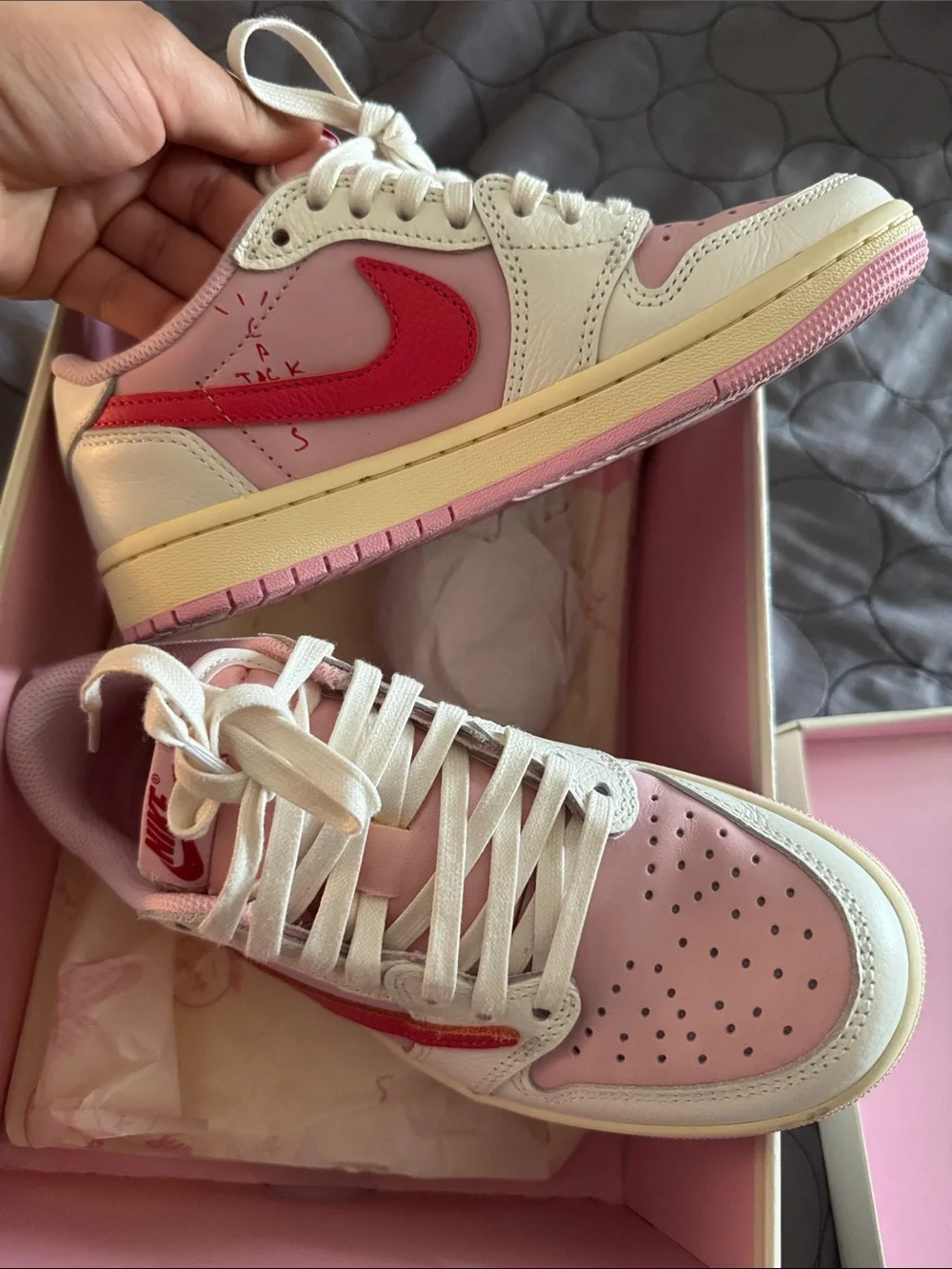Travis Scott x Air Jordan Retro 1 Low OG ‘Sail Tropical Pink’ Size 4